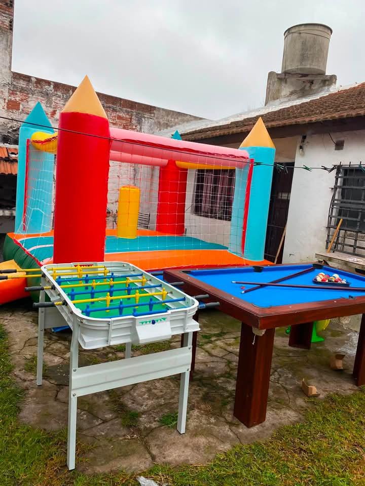 Combo emprendedor Castillo 3x3 + Pool + Metegol